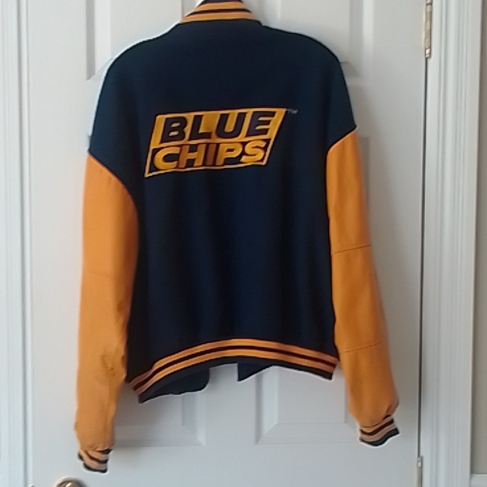 Varsity jacket - Picture 2 of 5